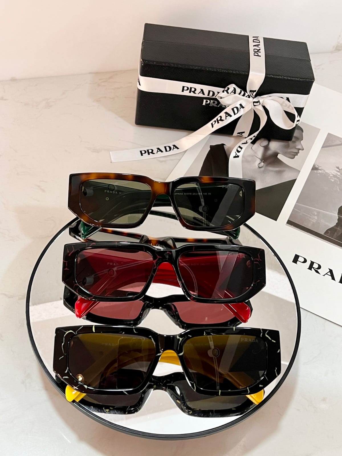 STYLISH SUNGLASSES SPR09Z