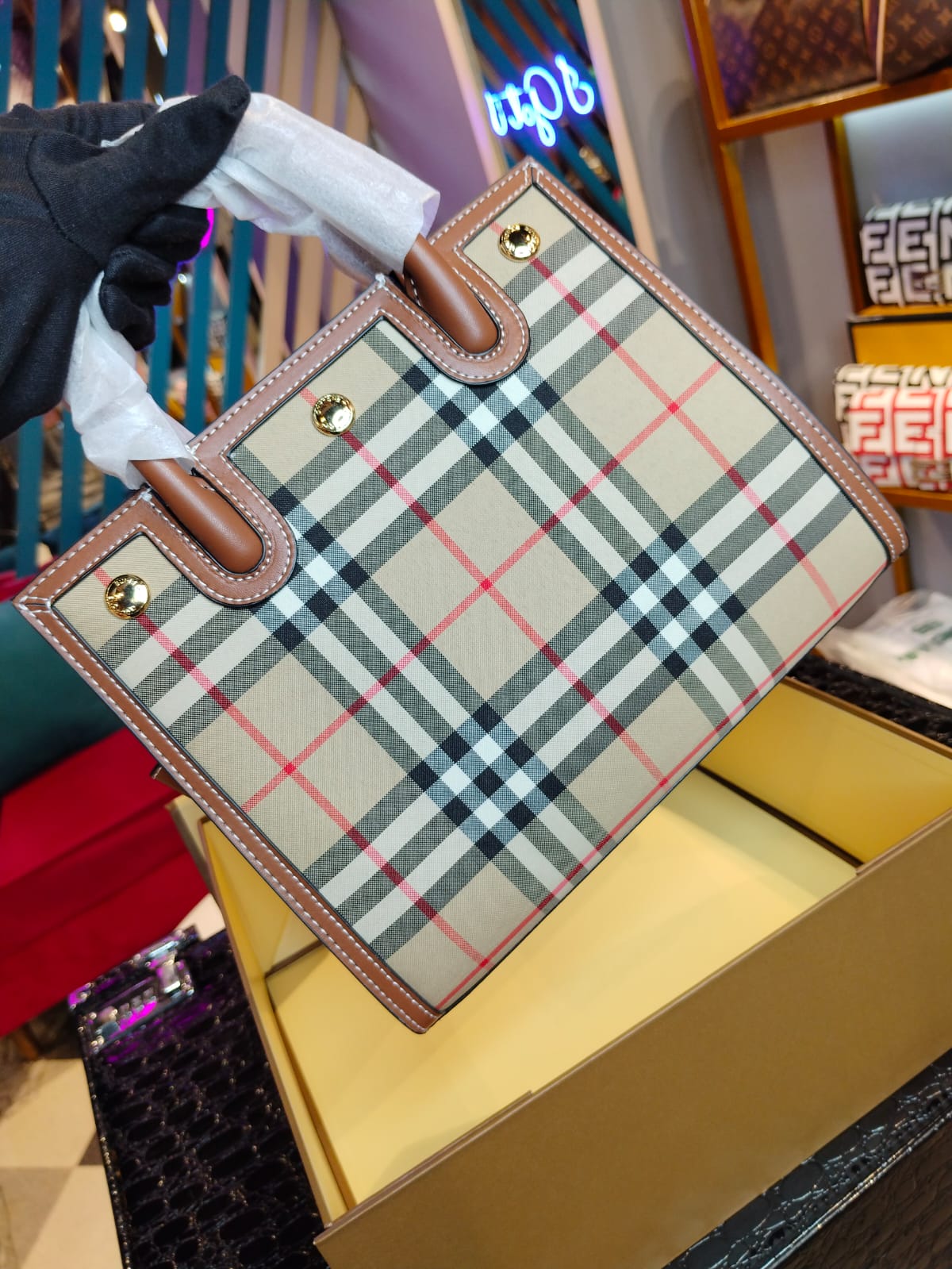 VINTAGE CHECK TOP-HANDLE TITLE MINI CROSS BAG