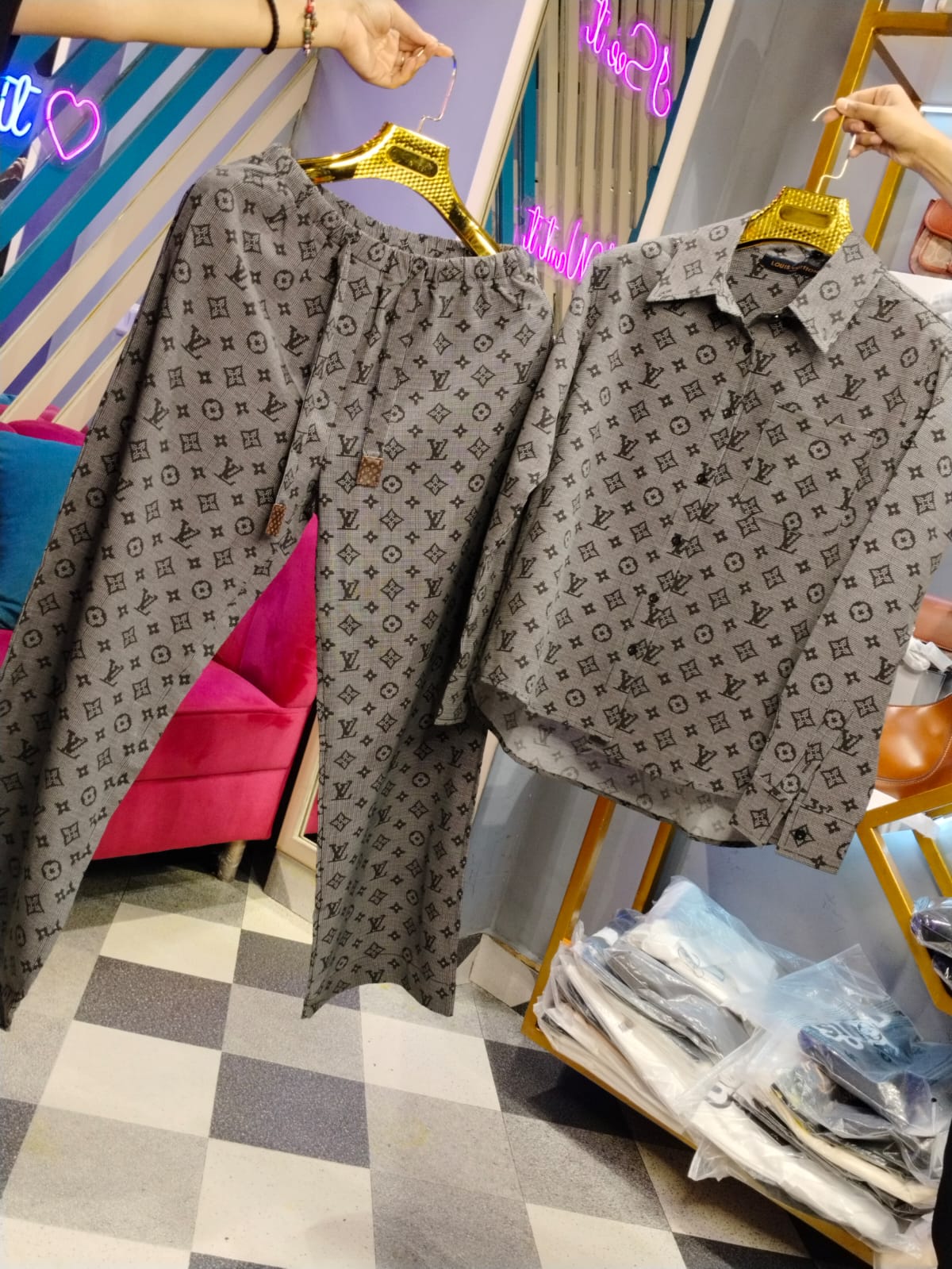 LV MONOGRAM COORD SET WITH PANT