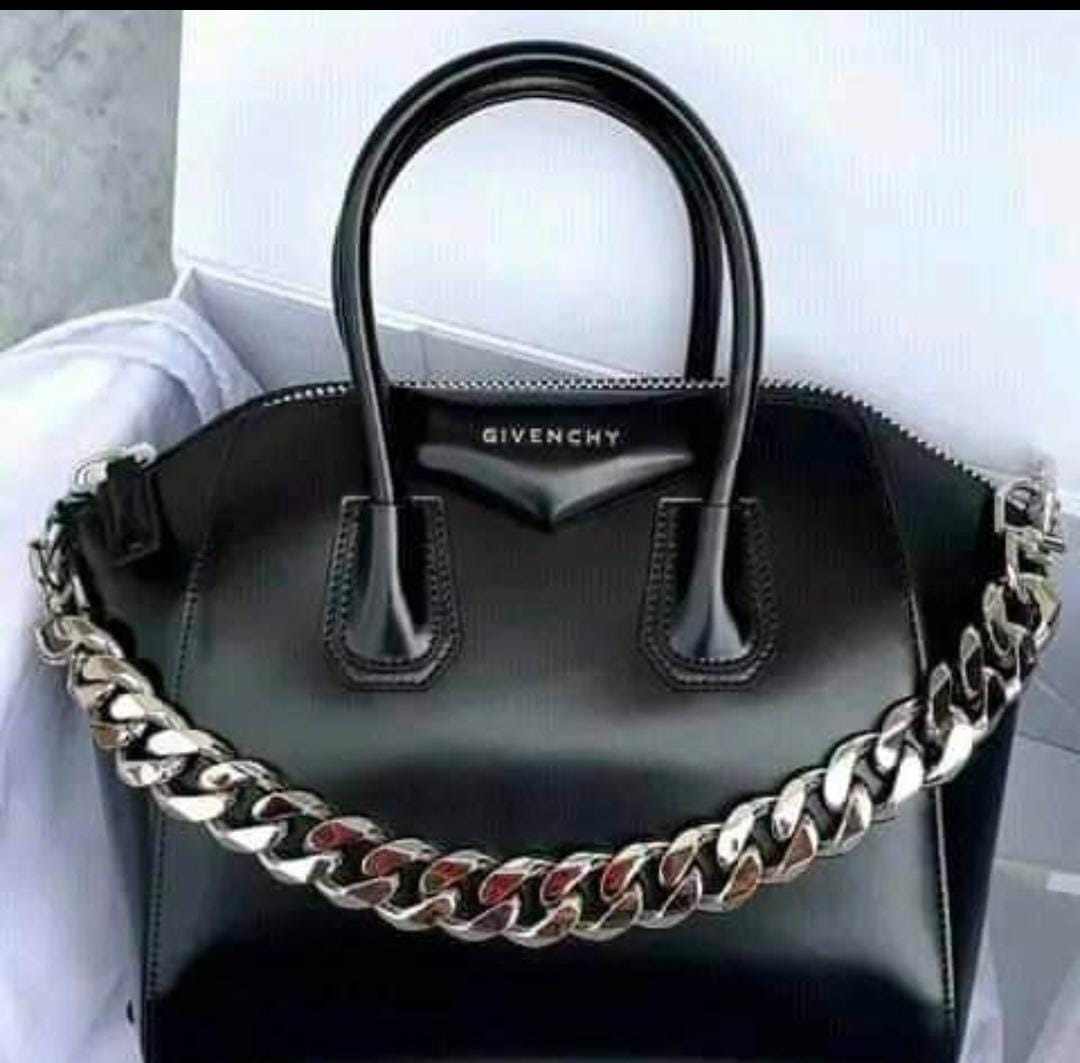 ANTIGONA CHAIN HANDLE TOTE