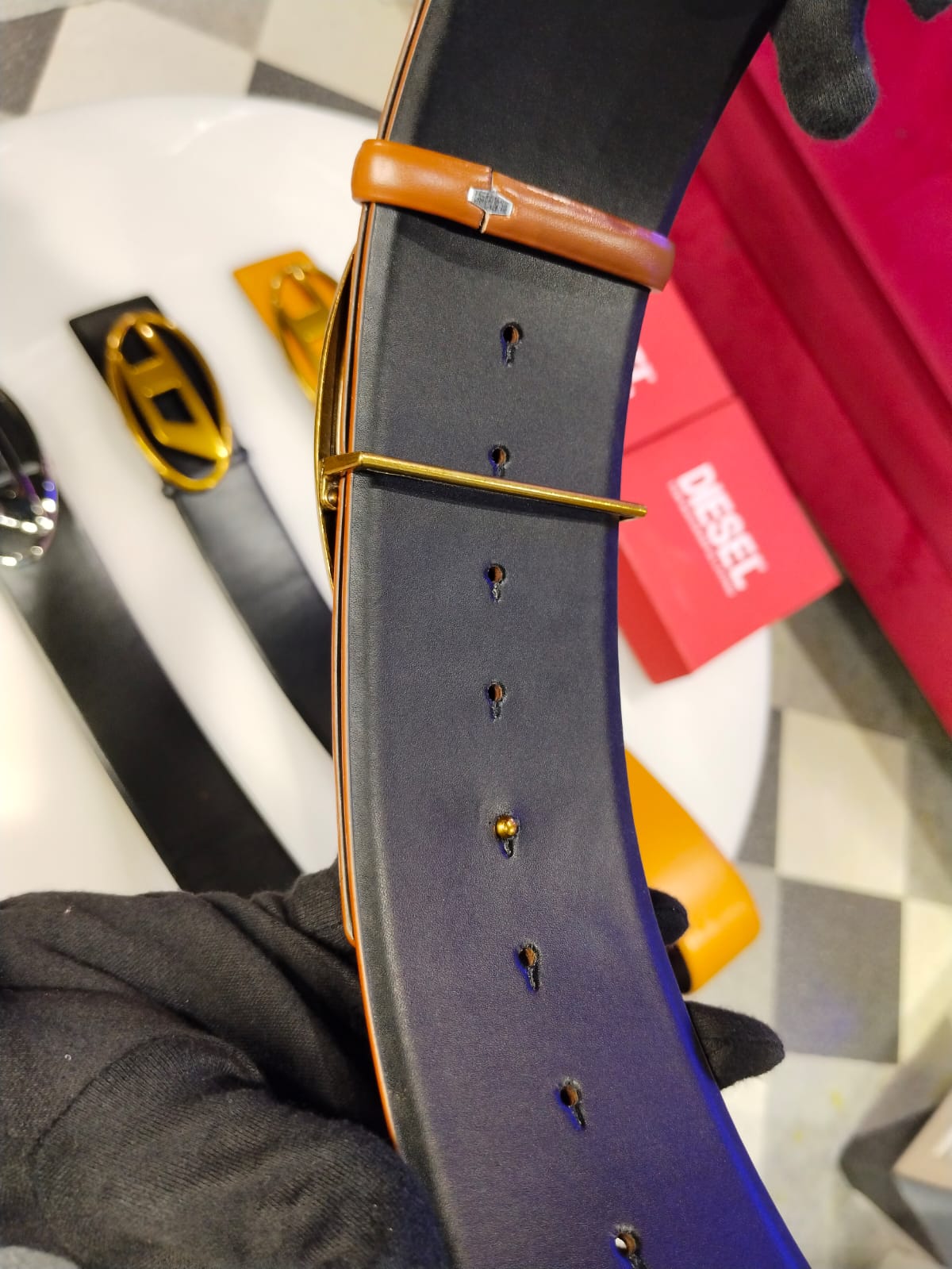 WOMEN'S BROAD BELT