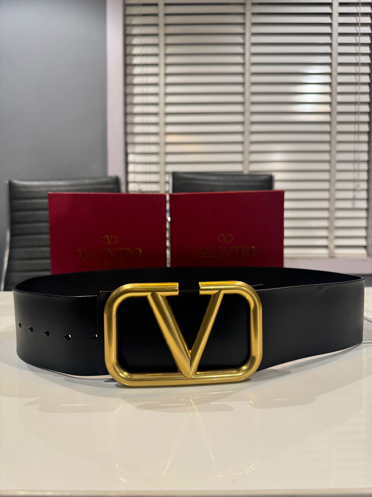 V LOGO WOMEN'S LEATHER BELT