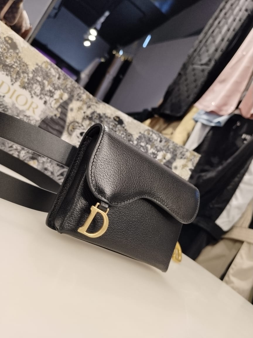 WOMEN'S BELT WITH BAG